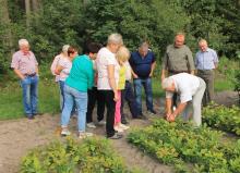 Seniorzy na spotkaniu z przyrodą